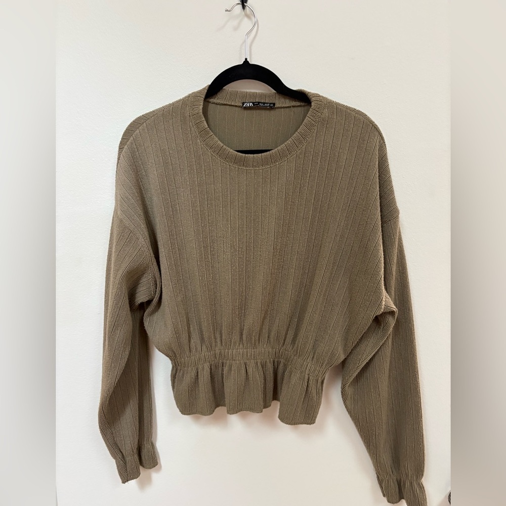 Olive green knitted Zara top, size small